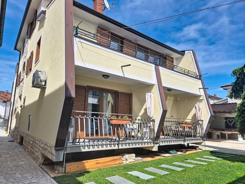 Apartment, Balcony, Coast, Hotel, Resort, Seaside Resort, Resort Town, Bay, Penthouse Apartment