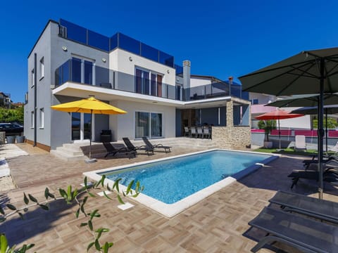 Apartment, Balcony, Coast, Hotel, Resort, Seaside Resort, Resort Town, Bay, Penthouse Apartment