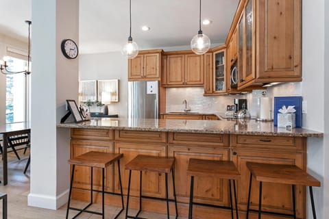 Condo, Multiple Beds (Sun Vail 11B, 3BD condo) | Private kitchen