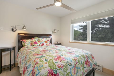 Condo, Multiple Beds (Tyrolean 5, 3BD Condo in Vail Village) | 3 bedrooms