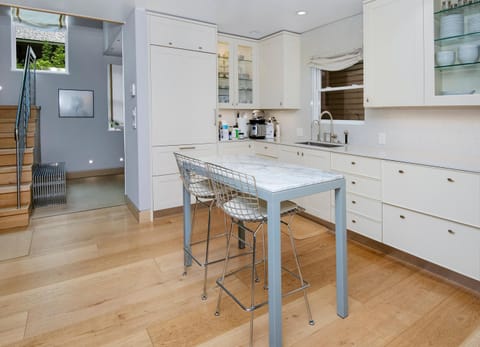 House, Multiple Beds (725A Forest Road 4BD Home on Vail Mou) | Private kitchen