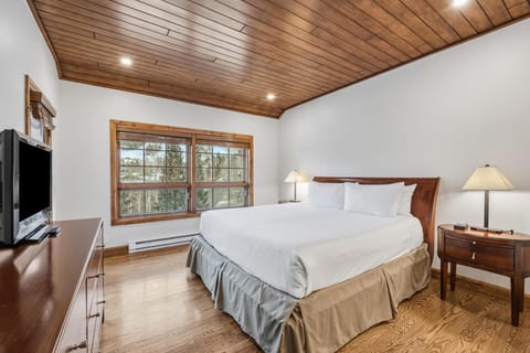 Condo, Multiple Beds (Borders Lodge L504 3BD Beaver Creek S) | 3 bedrooms