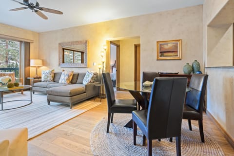 Condo, 1 King Bed (Borders Lodge U106 2BD Beaver Creek S) | Living area
