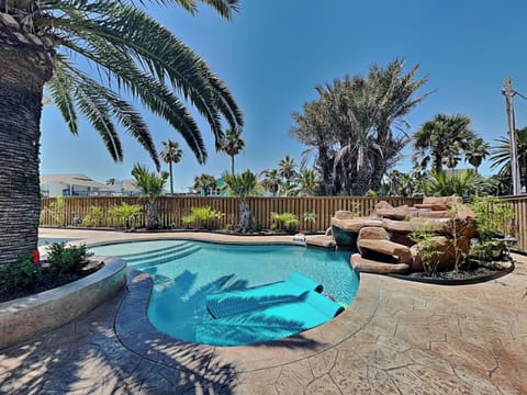 House (3 Bedrooms) | Property amenity