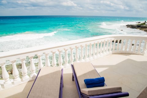 Suite Six | Terrace/patio