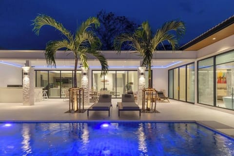 Luxury Villa, Pool View | Pool | Outdoor pool