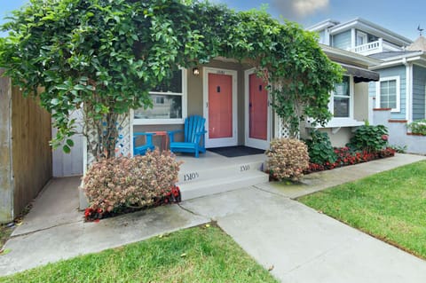 Coastal comfort meets beach-town charm 