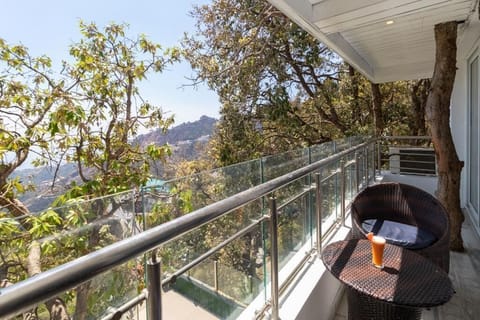 Premium Room, Terrace | Property grounds