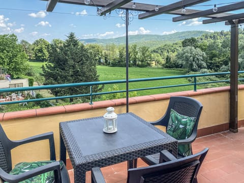 Apartment, 3 Bedrooms, Balcony, Garden View | Outdoor dining
