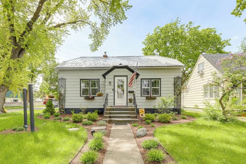 House (2 Bedrooms) | Front of property