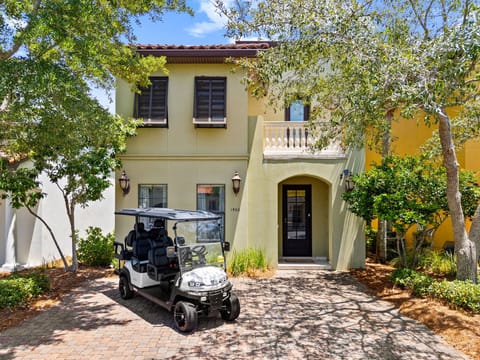 Front of Home with 6 Seat Golf Cart