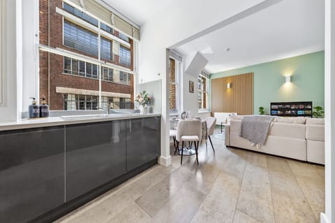 Deluxe Apartment | Interior