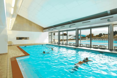 The year-round heated indoor pool means a swim is always on the cards, whatever the weather outside.