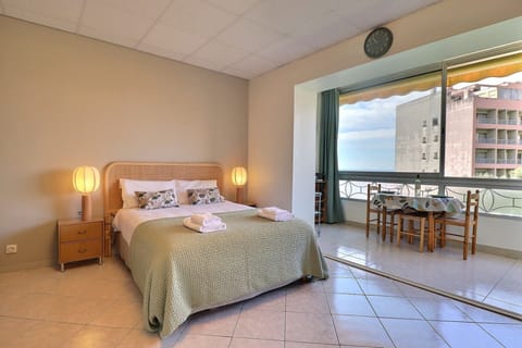 Classic Studio, Partial Sea View | Iron/ironing board, free WiFi