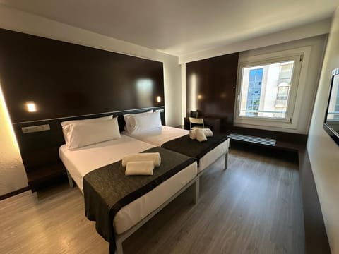 Premium Double Room, City View | In-room safe, free WiFi