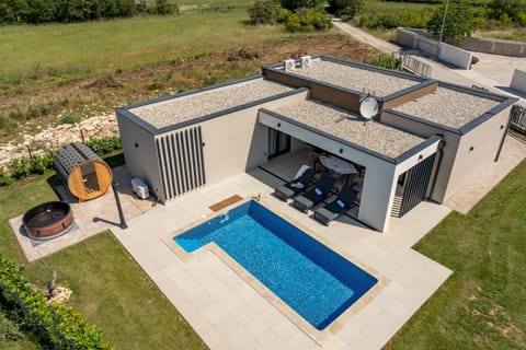 House | 2 bedrooms