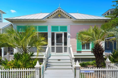 WELCOME TO CARIBBEAN COTTAGE IN SEASIDE, FLORIDA!