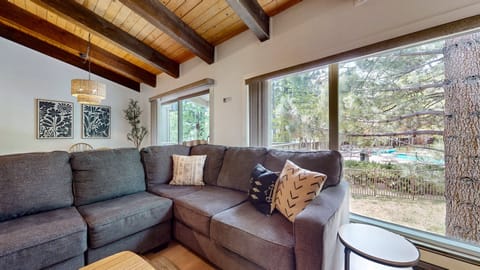 Condo, 4 Bedrooms | Living area | Smart TV