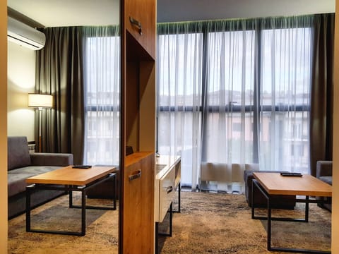 Junior Suite | Courtyard view
