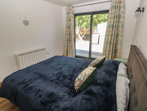 2 bedrooms, WiFi (free), individually decorated, individually furnished