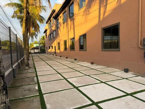 Standard Suite | Property grounds