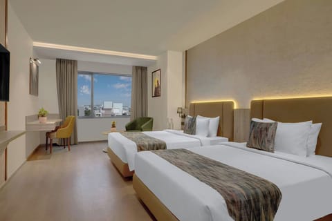 Classic Room, 2 Queen Beds, City View