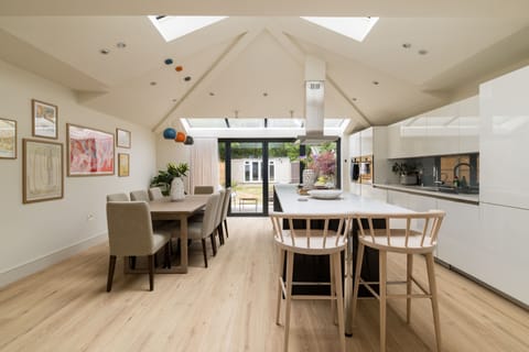 House | Dining
