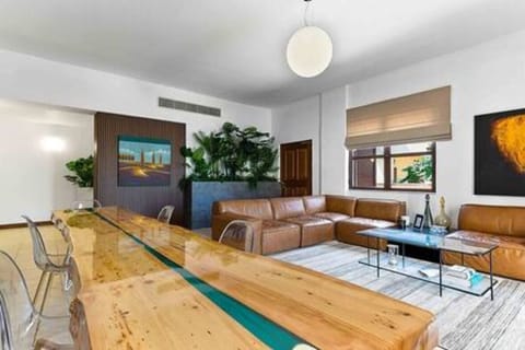 Dining room, Living room