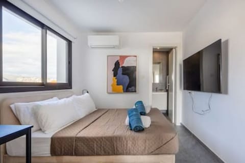 Bed, Bedroom, Decorative detail