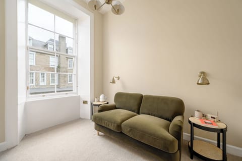 Junior Studio Suite | Living area | 32-inch Smart TV with digital channels