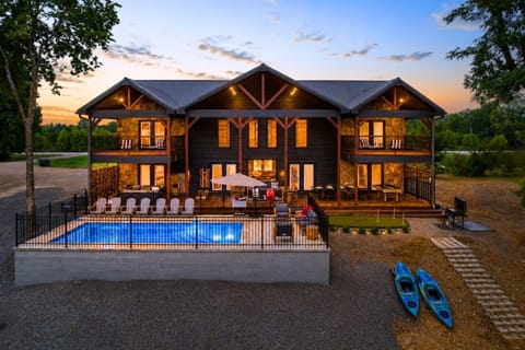 The perfect Broken Bow oasis! 