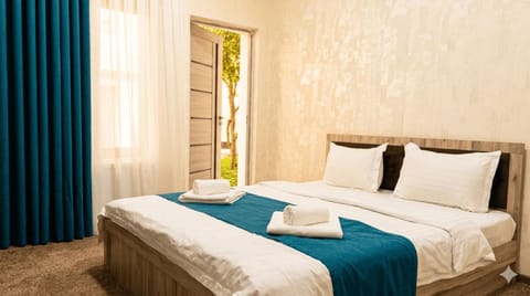 Standard Double Room, Courtyard View | WiFi (free)