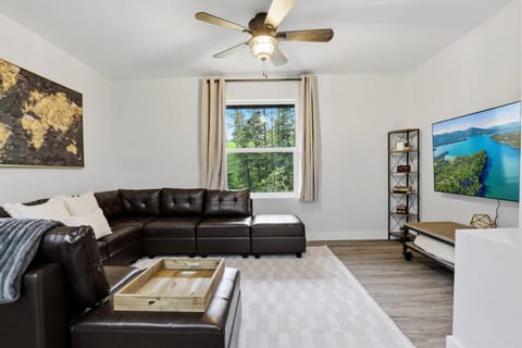 Looking for a quiet and relaxing place to stay? It's right here!