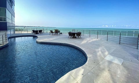 Premium Apartment | Pool | Outdoor pool