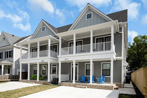 Spacious coastal retreat near the Virginia Beach Oceanfront