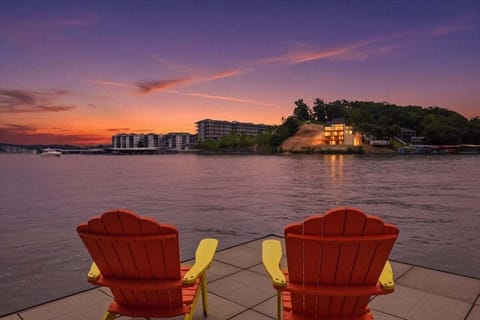 Welcome to Bulldog Lake House, your private oasis for endless lake fun begins here!