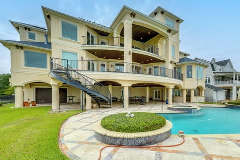 Seabrook Vacation Rental | 6BR | 7BA | 6,700 Sq Ft