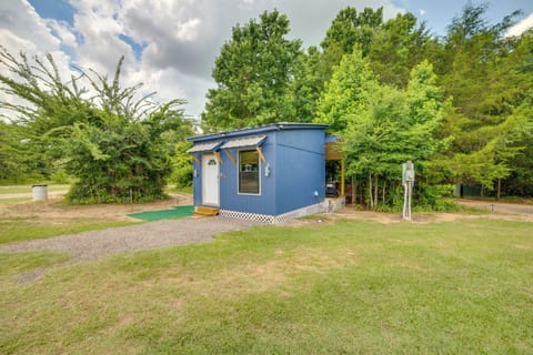 Tyler Vacation Rental | Studio | 1BA | 225 Sq Ft