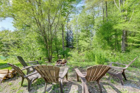 Forestport Vacation Rental | 4BR | 1.5BA | 1,400 Sq Ft | 2 Steps for Entry