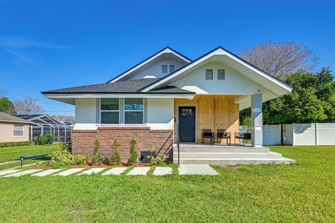 Lakeland Vacation Rental | 4BR | 3BA | 2,000 Sq Ft