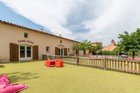 Holiday Park Facilities and Services 