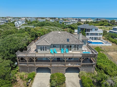 DU411: Mermaid Shade | Front Exterior