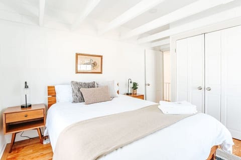 House, Private Bathroom (Green on New) | 2 bedrooms