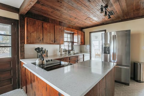House, Private Bathroom (Farmhouse at Wellington) | Interior