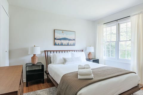 House, Private Bathroom (Westerly Haven A) | 2 bedrooms