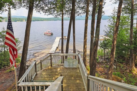 Schroon Lake Vacation Rental | 3BR | 2BA | 1,000 Sq Ft