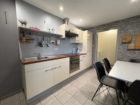 House | Private kitchen