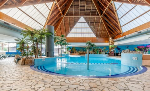 House | Pool | Outdoor pool, a heated pool
