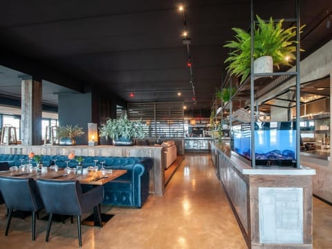 Villa | Dining