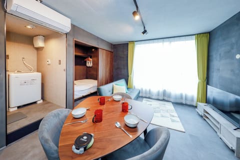 Apartment (201) | Interior